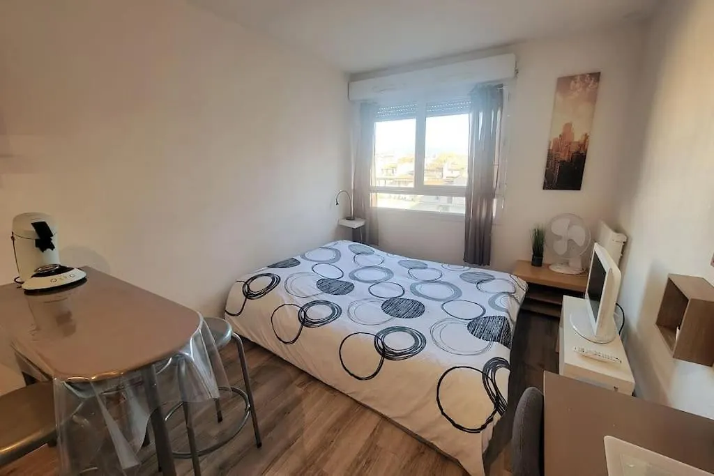 Fully Equipped Apartment St Charles Station Marseille