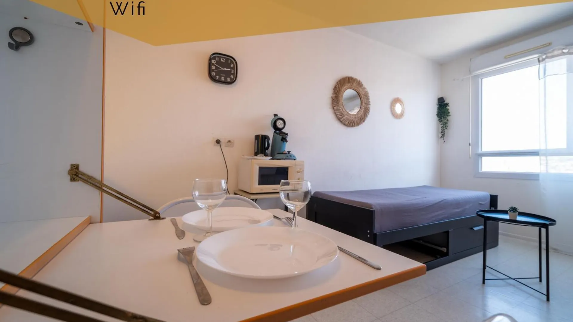 Fully Equipped Apartment St Charles Station Marseille